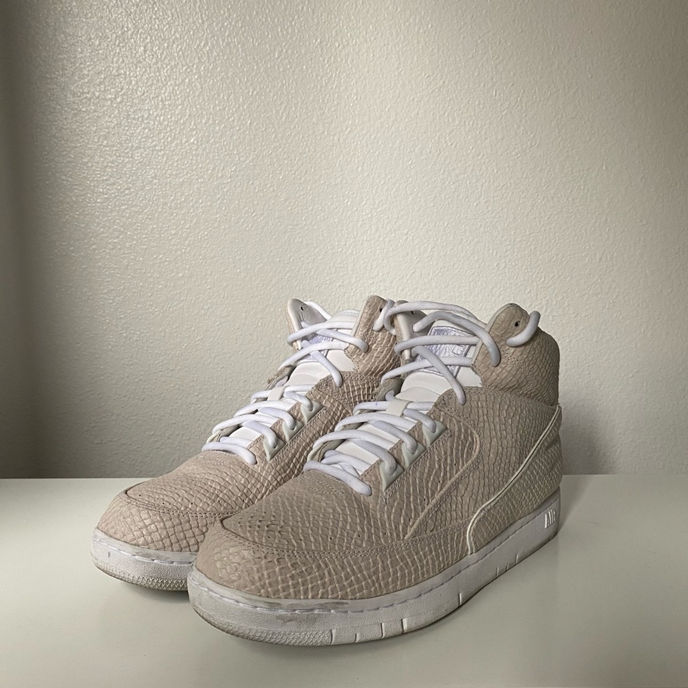 Nike Air Python White Metallic Silver - image 1
